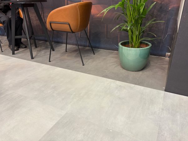 MAX Cemento 1013 Anthrazit (2,977m²/pack) - Image 2