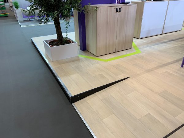 OP = OP WTEX Wood 3052 Ancares Oak Plank Beige - Afbeelding 2