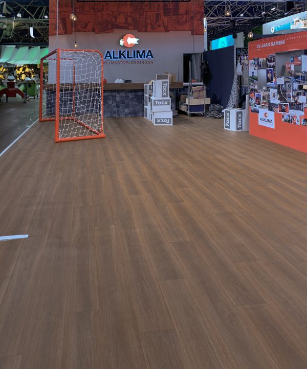 WTEX Wood 3056 Noce Classico Red Brown - Image 2